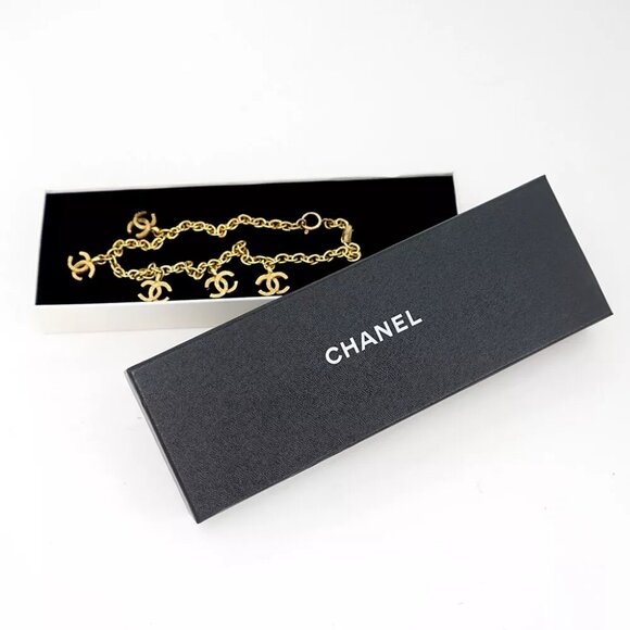 CHANEL CC Logos 5 Charm Necklace 16" Gold Tone Auth - Picture 2 of 7